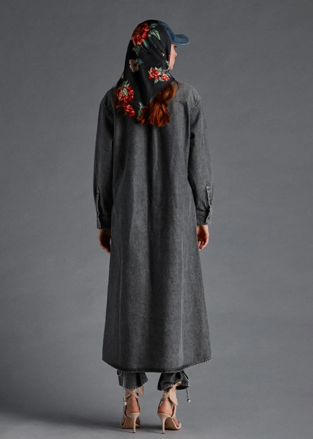 Long shirt  with embroidery  0